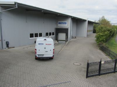 Der Industriereifenspezialist WENZEL Industrie GmbH konzentriert seine Aktivitäten auf den Standort Lilienthal bei Bremen.