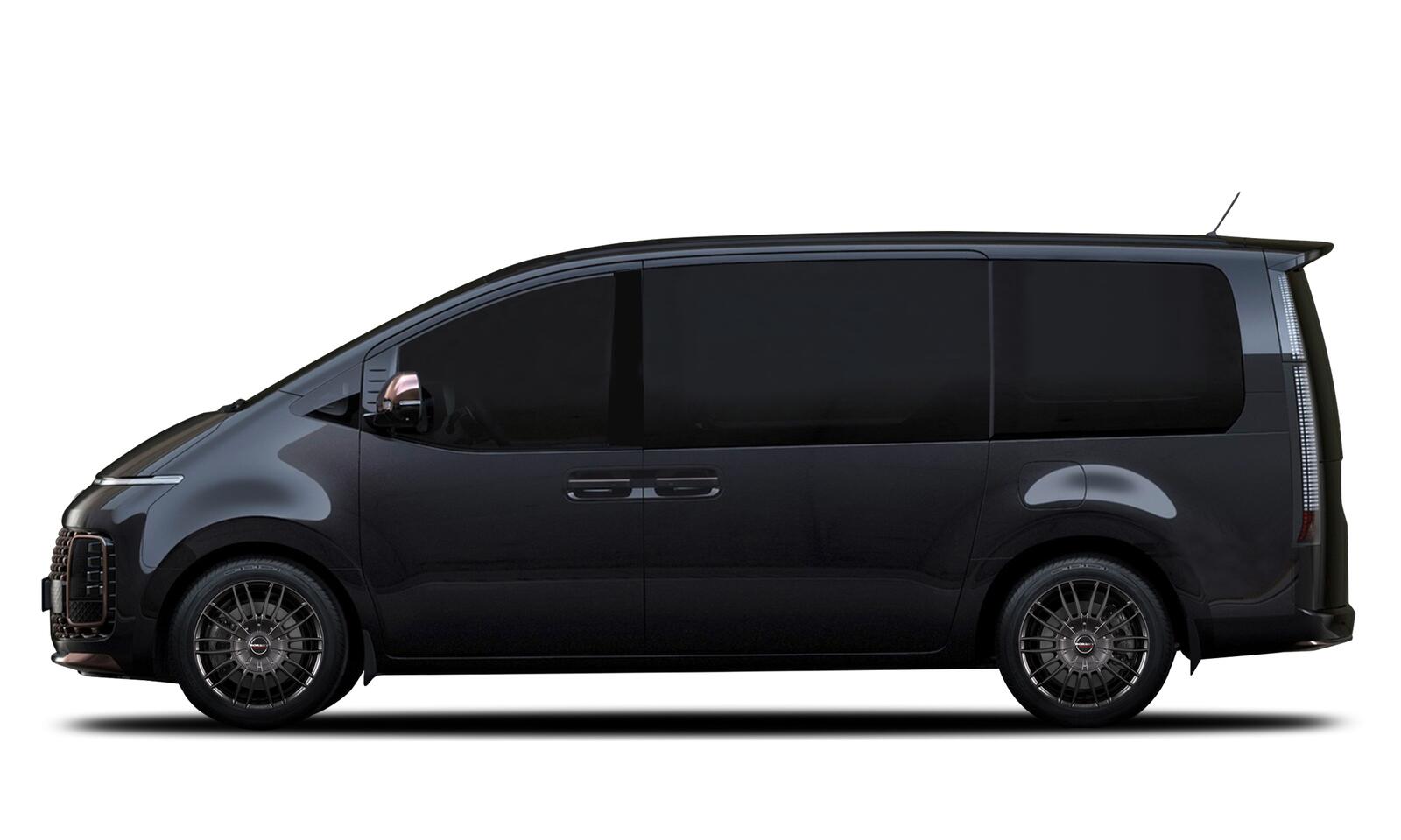 Als Luxus-Van beeindruckt der Hyundai Staria; Borbet hat nun die passenden CW3-Felgen.