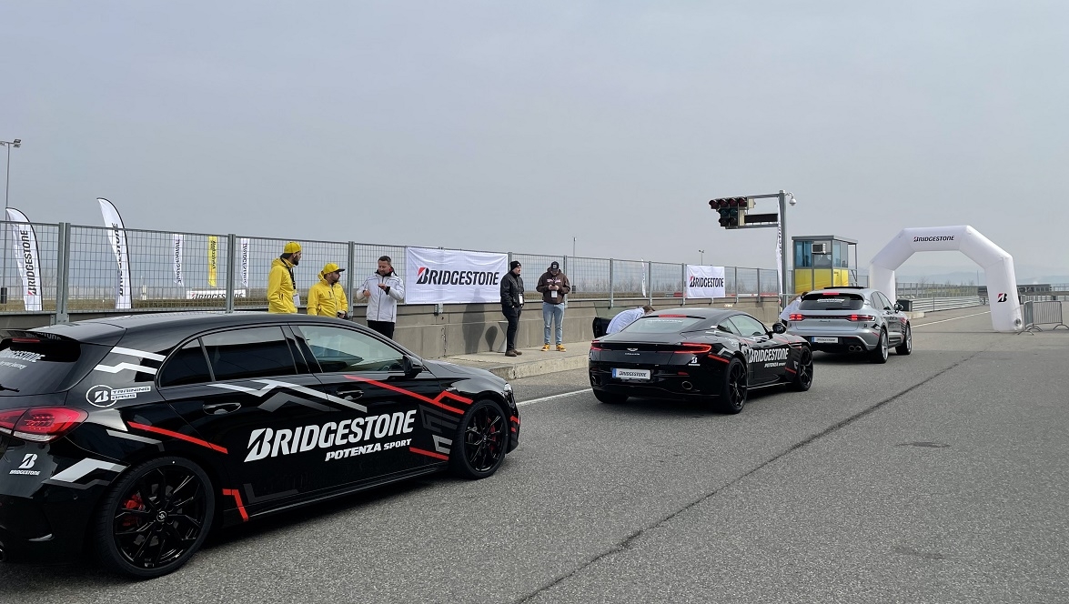 Am 16. und 17. März 2022 konnten die Bridgestone Training Days im Fahrsicherheitszentrum Melk in Österreich erneut stattfinden.