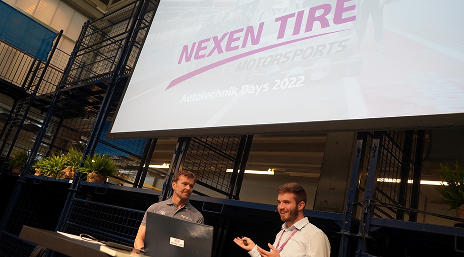 Drei Tage mit Podiumsdiskussionen und Workshops: Nexen Tire präsentierte sich im Mai als Partner der Hcchstettler Autotechnik Days. 
