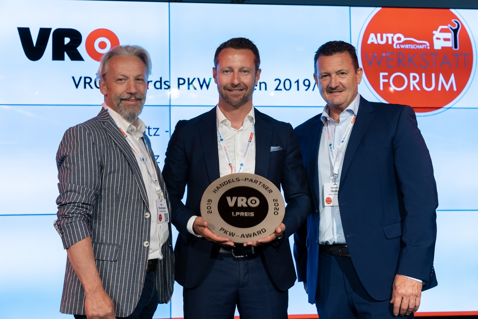 Martin Krauss, Country Manager bei Bridgestone, nahm den VRÖ-Award persönlich entgegen. 
