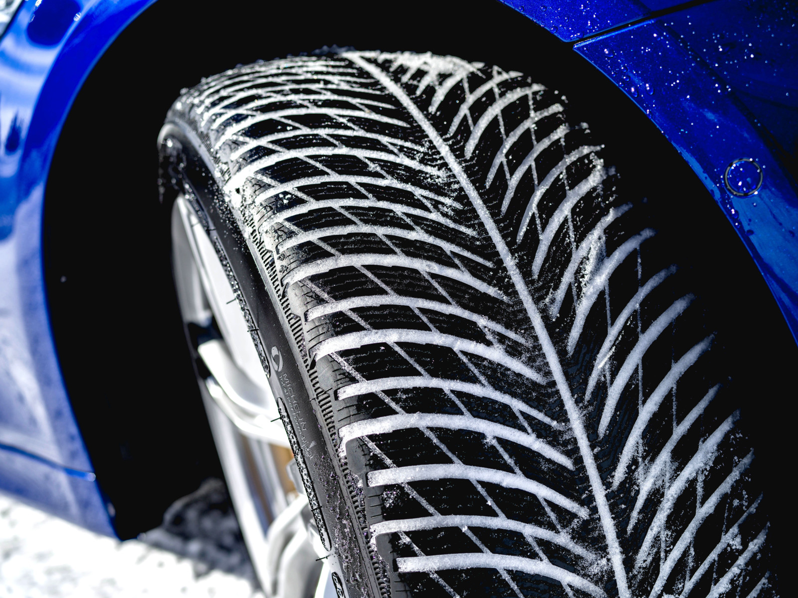 Michelin Pilot Alpin 5 erweist sich im ams-Test als echter Winterkönner. 