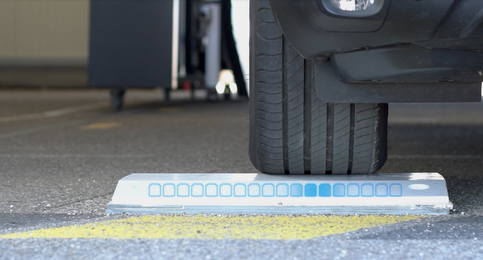 Michelin und ProovStation kooperieren bereits seit 2020 bei der Entwicklung neuer Fahrzeuginspektionslösungen. 
