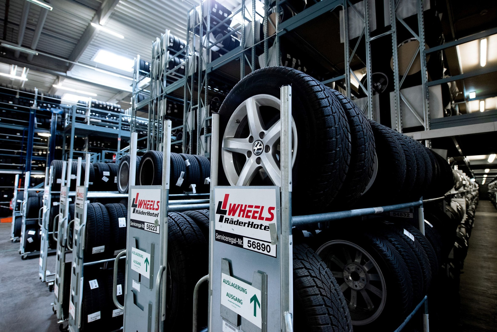 4Wheels ist Spezialist für Räder- und Reifeneinlagerung. 
