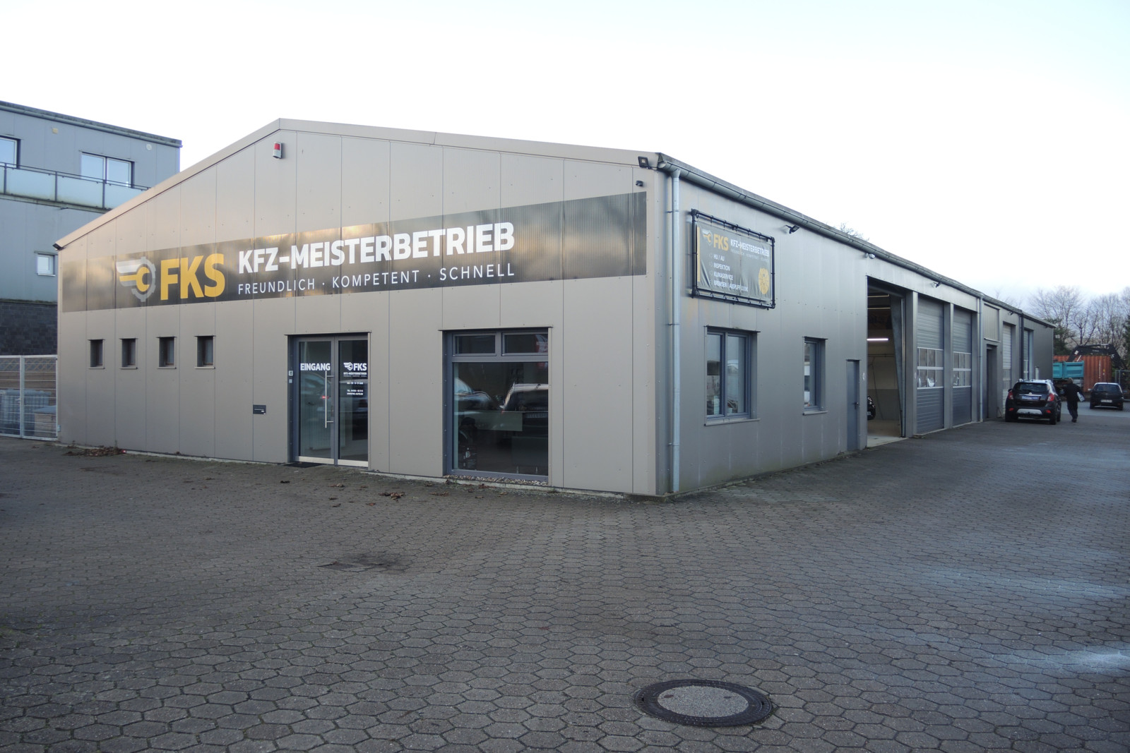 Der Reifenfachhandel und Kfz-Meisterbetrieb FKS aus Henstedt-Ulzburg hat sich einen guten Namen gemacht.