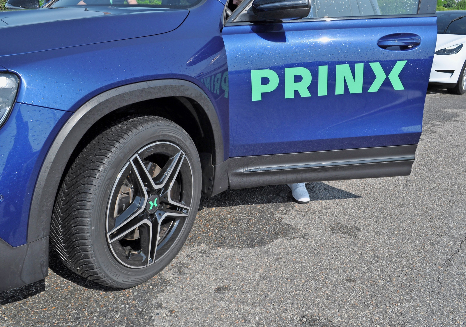 The all-year tyre Quattura 4S is already available in the market as one of the first representatives of the new Prinx range of products.