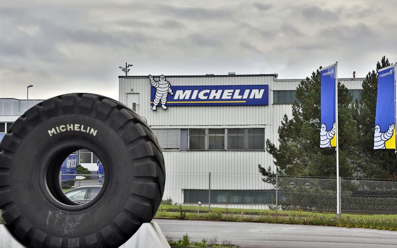 Michelin konnte im bisherigen Jahresverlauf sowohl umsatzseitig als auch beim operativen Segmentergebnis Zuwächse generieren.