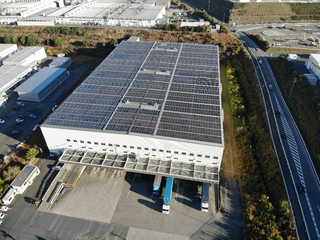 Das Yokohama-Werk Shinshiro-Minami wird seit August auch von einer eigenen Solaranlage angetrieben.